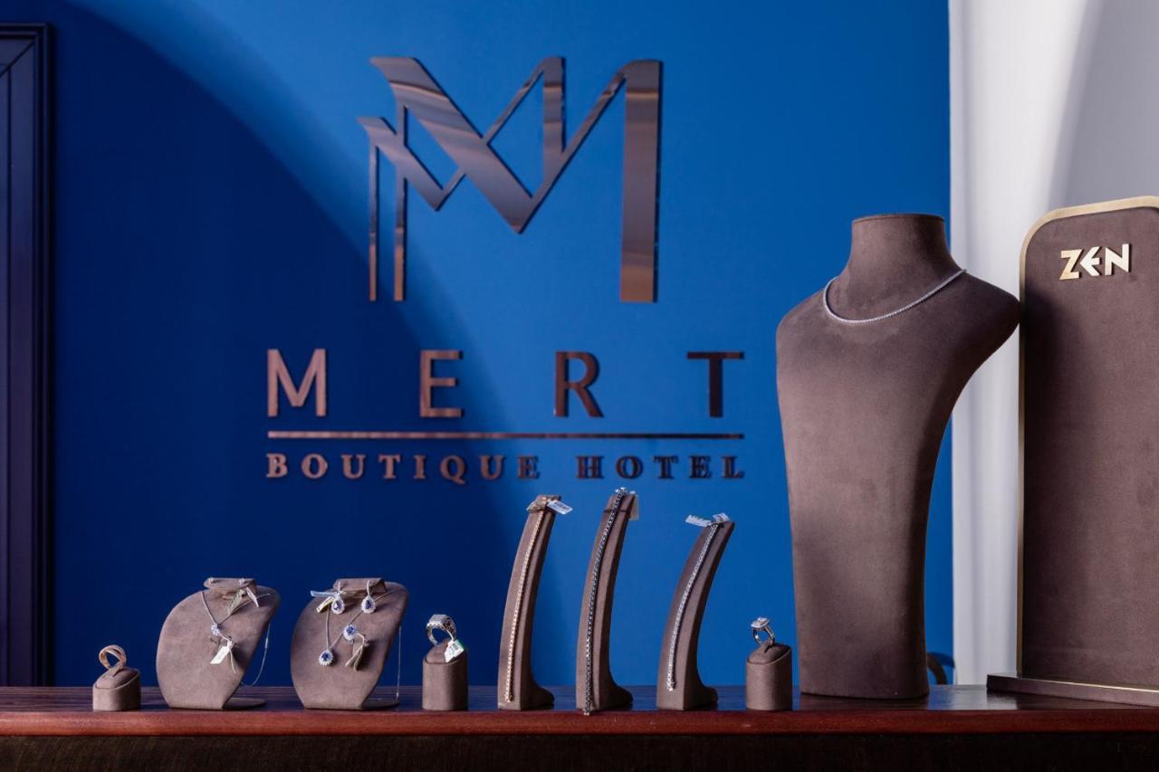 Mert Boutique Hotel คอร์เชอ ภายนอก รูปภาพ