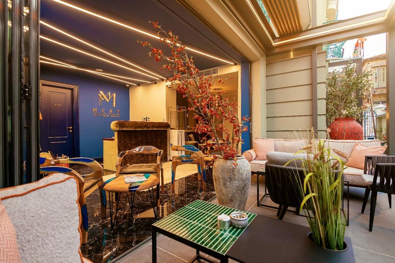 Mert Boutique Hotel คอร์เชอ ภายนอก รูปภาพ