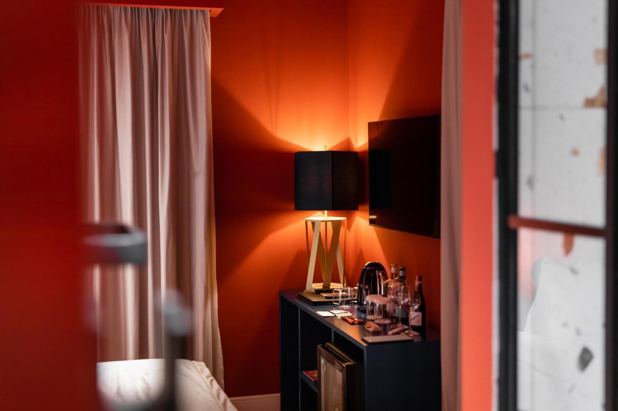 Mert Boutique Hotel คอร์เชอ ภายนอก รูปภาพ